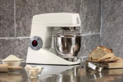 Varimixer Bjørn Teddy Køkkenmaskine I Creme - 5 Liter