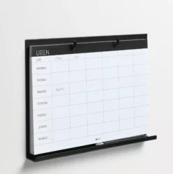 Naga Metal Tavle Med Dansk Planlægnings Blok