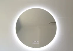 Premium Rundt Badeværelses Spejl Med LED, Antidug. Touchsensor, Bluetooth Højtaler Og Ur (Variant: Størrelse: Ø 100)